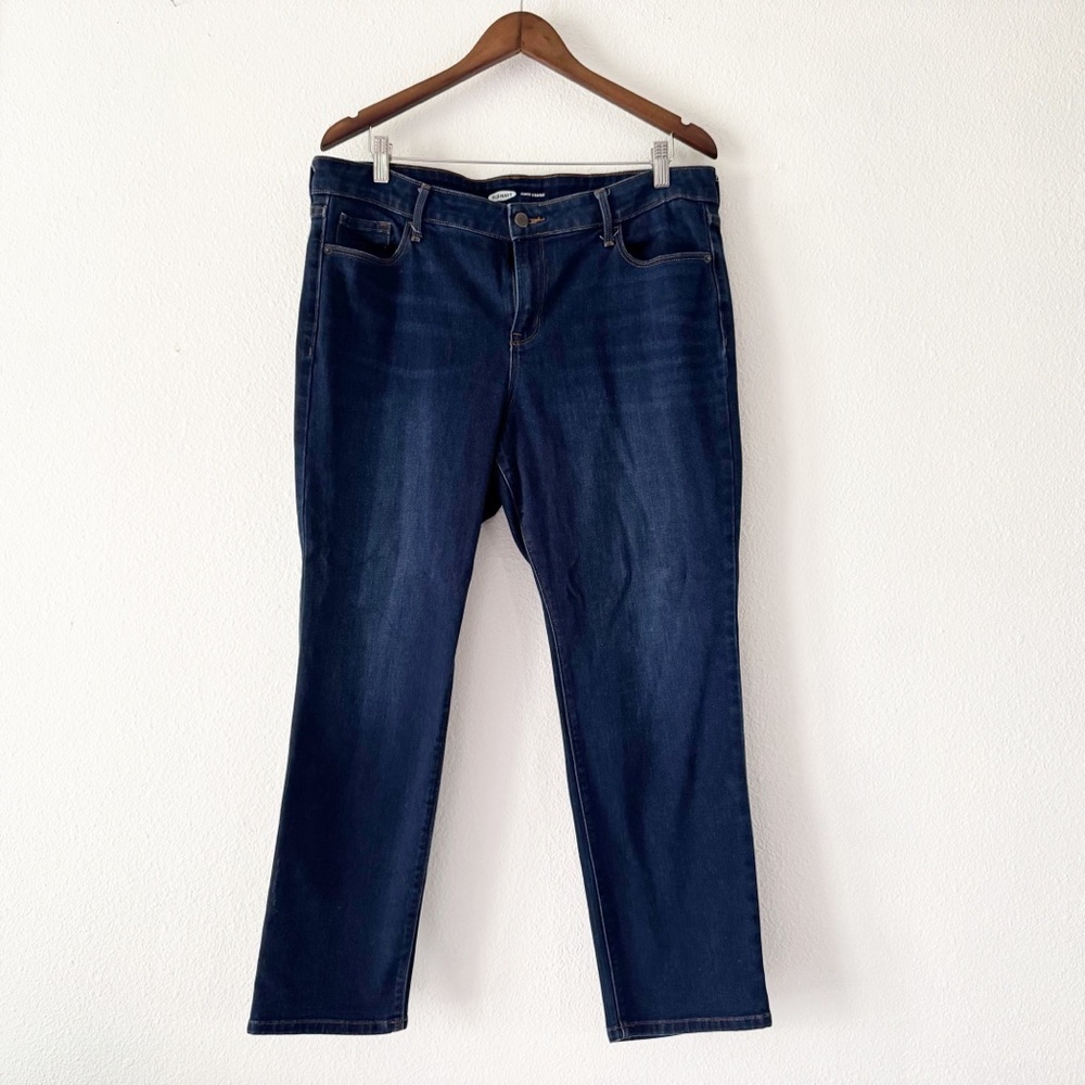 Old Navy Power Straight Plus Size 14 Short Mid Rise Jeans Minimalist Academia - Picture 2 of 11
